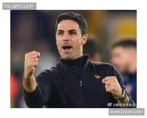 从球场到教练席 足球明星转型教练的传奇之路